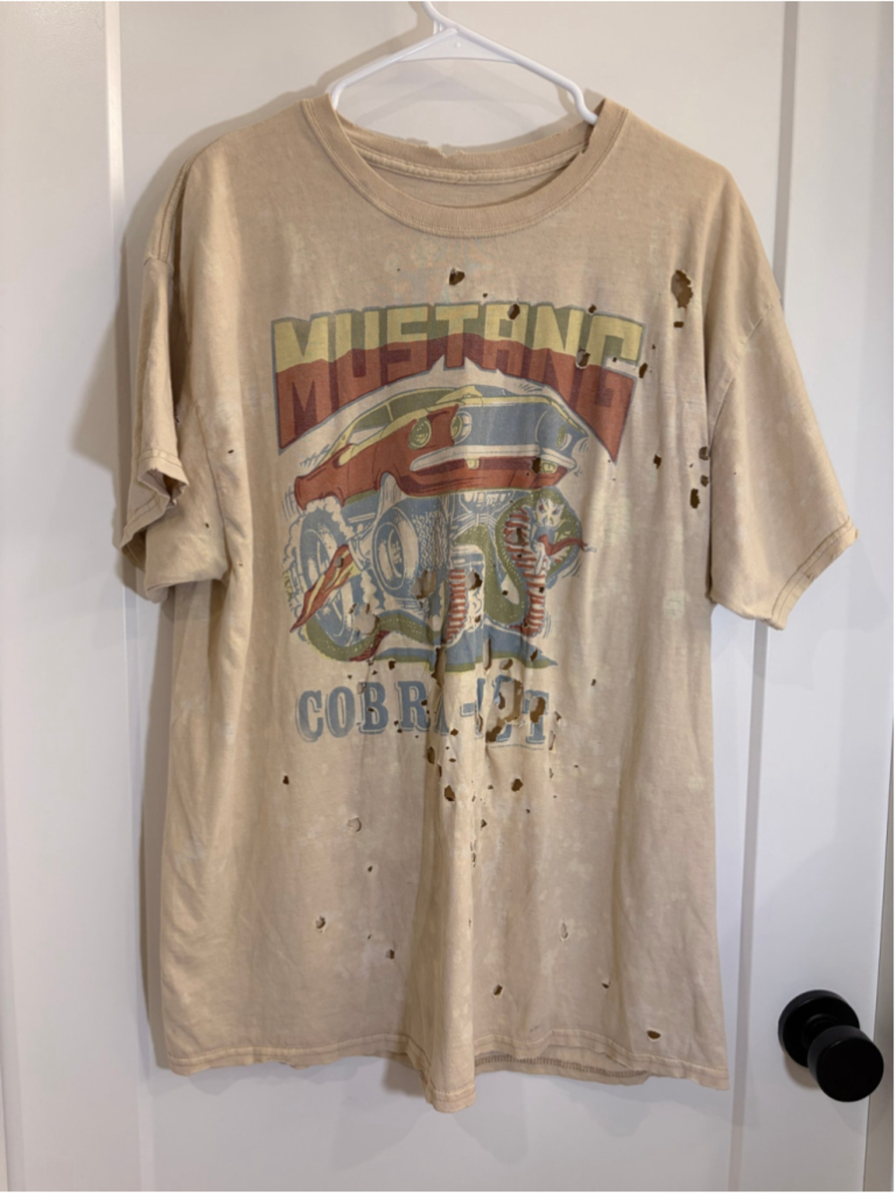 Men's Junk Food Ford Mustang Cobra Jet Distressed Graphic T-Shirt Size Large